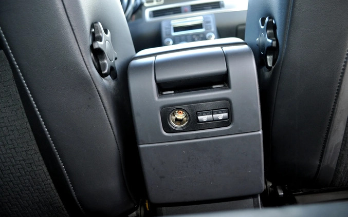 Volvo V70 cena 25900 przebieg: 271000, rok produkcji 2010 z Myszków małe 631